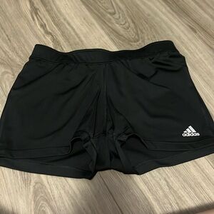 Adidas tech fit volleyball shorts size xL